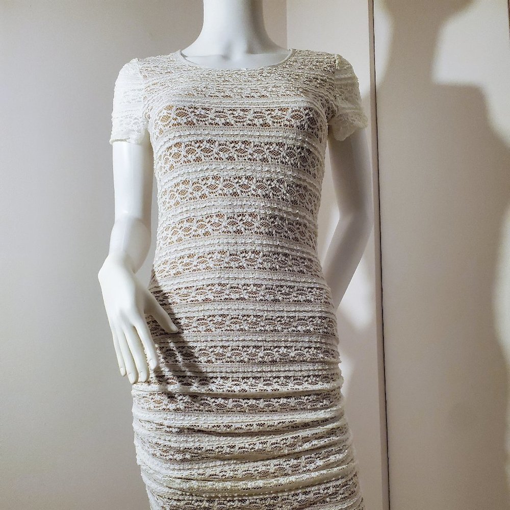 BCBG MAXAZRIA | White Vivia Stretch Lace Cocktail Dress | Size Small